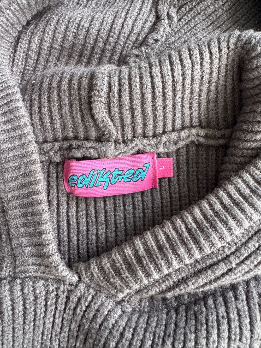 Edikted Knit Matching Set - Picture 3 of 16